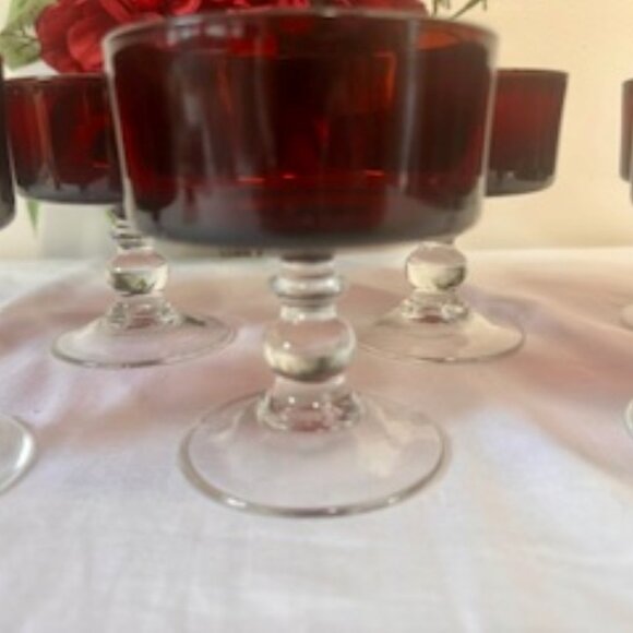 Vintage French‎ Luminarc Ruby Red Stemmed Dessert or Wine Glasses Goblets - Picture 4 of 5